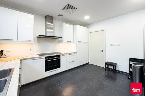 וילה להשכרה ב Dubai, איחוד האמירויות 3 חדרי שינה, 324 מ"ר, מספר 699887 - תמונה 11
