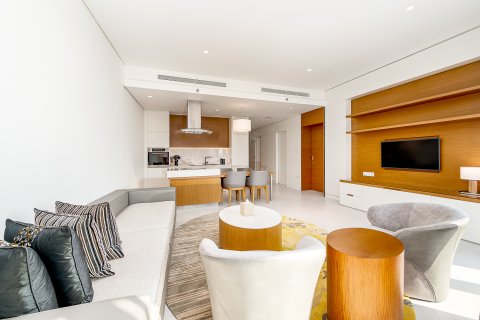 Deira、Dubai、UAEにあるマンション 1ベッドルーム、120.96 m2 No750587