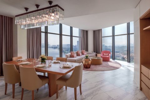 Deira、Dubai、UAEにあるホテルタイプマンション 3ベッドルーム、283.5 m2 No750588