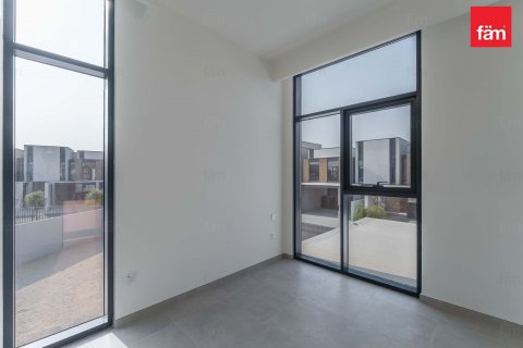 Řadový dům v Dubai, SAE 4 ložnice, 270.5 m² Č.: 635883 - fotografie 2