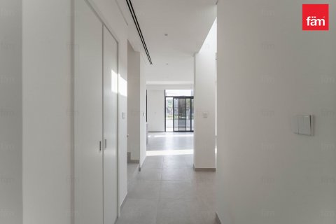 Řadový dům v Dubai, SAE 4 ložnice, 270.5 m² Č.: 635883 - fotografie 4