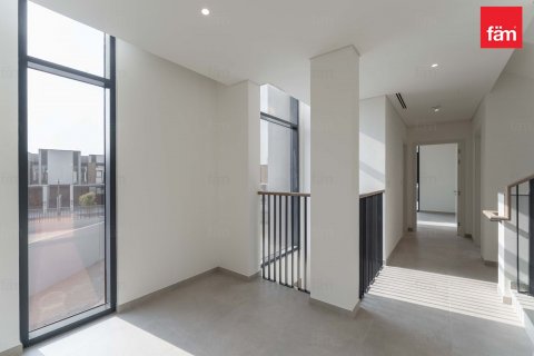 Řadový dům v Dubai, SAE 4 ložnice, 270.5 m² Č.: 635883 - fotografie 13