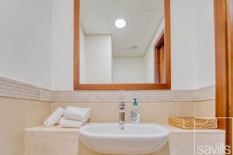Appartamento in affitto a Downtown Dubai (Downtown Burj Dubai), Dubai, EAU 2 camere da letto, 129 mq. № 635440 - foto 17