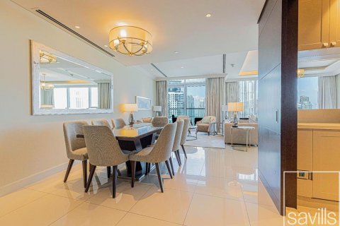 Apartament në Downtown Dubai (Downtown Burj Dubai), Dubai, Emiratet e Bashkuara Arabe 3 dhoma gjumi, 214 m2. № 635444 - Foto 5