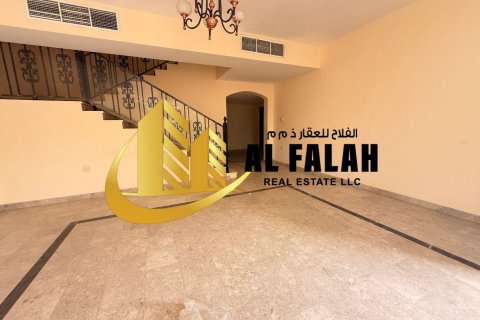 Vila v Wasit, Sharjah, SAE 5 ložnice, 418 m² Č.: 635555 - fotografie 13
