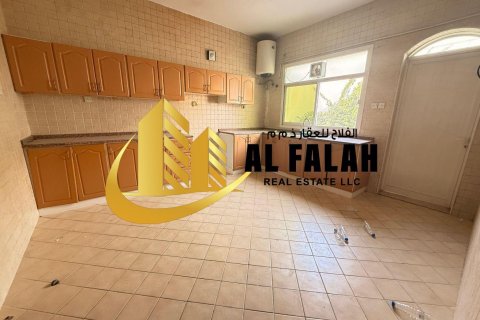 Vila v Wasit, Sharjah, SAE 5 ložnice, 418 m² Č.: 635555 - fotografie 21