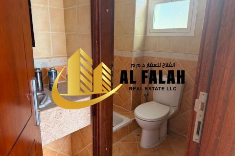 Vila v Wasit, Sharjah, SAE 5 ložnice, 418 m² Č.: 635555 - fotografie 11