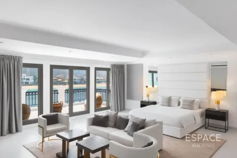 Vila v Palm Jumeirah, Dubai, SAE 5 ložnice, 557 m² Č.: 738446 - fotografie 4
