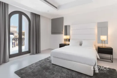 Vila v Palm Jumeirah, Dubai, SAE 5 ložnice, 557 m² Č.: 738446 - fotografie 13