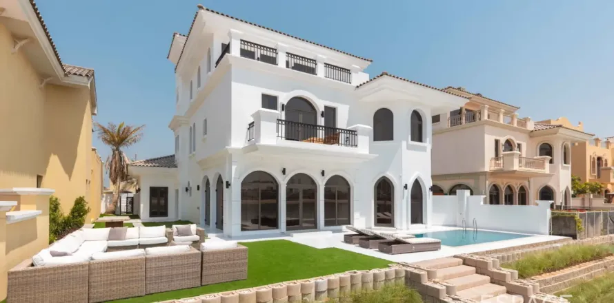 Vila v Palm Jumeirah, Dubai, SAE 5 ložnice, 557 m² Č.: 738446