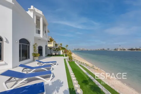 Vila u Palm Jumeirah, Dubai, UAE 5 spavaćih soba, 465 m2 Br. 738444 - fotografija 17