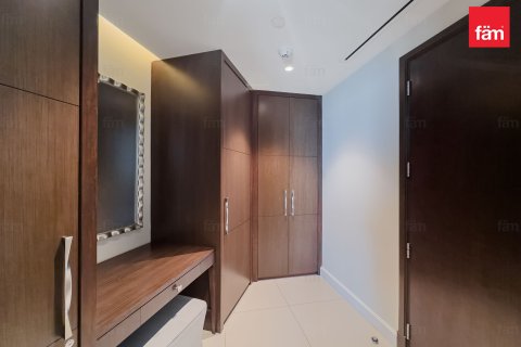 Hotel Apartamento en alquiler en Downtown Dubai (Downtown Burj Dubai), Dubai, EAU 2 dormitorios, 134.3 m2 № 695201 - foto 12