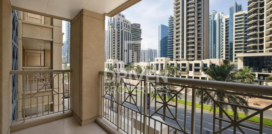Huoneisto Downtown Dubai (Downtown Burj Dubai), Dubai, Arabiemiraatit 2 makuuhuonetta, 118.36 m2 № 758969
