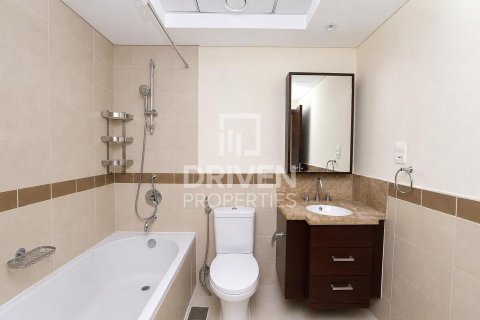 Huoneisto Downtown Dubai (Downtown Burj Dubai), Dubai, Arabiemiraatit 2 makuuhuonetta, 118.36 m2 № 758969 - kuva 16