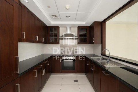 Huoneisto Downtown Dubai (Downtown Burj Dubai), Dubai, Arabiemiraatit 2 makuuhuonetta, 118.36 m2 № 758969 - kuva 11