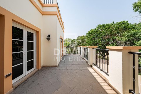 Vila di The Villa, Dubai, UAE 4 bilik tidur, 792.56 meter persegi № 758943 - foto 23