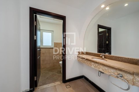Vila di The Villa, Dubai, UAE 4 bilik tidur, 792.56 meter persegi № 758943 - foto 25