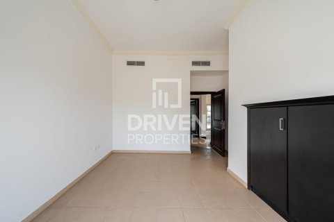 Vila di The Villa, Dubai, UAE 4 bilik tidur, 792.56 meter persegi № 758943 - foto 14