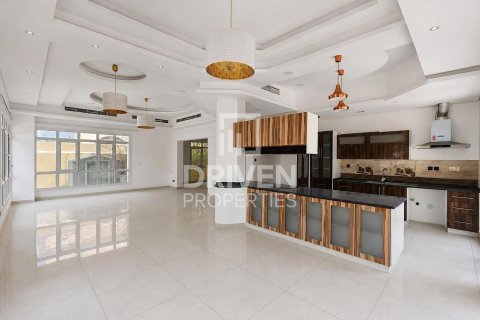 The Villa、Dubai、UAE にあるヴィラ販売中 5ベッドルーム、623.01 m2、No758942 - 写真 3