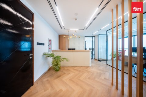 Снять в аренду офис в Дубай, ОАЭ 115.4м2, № 661602 - фото 1