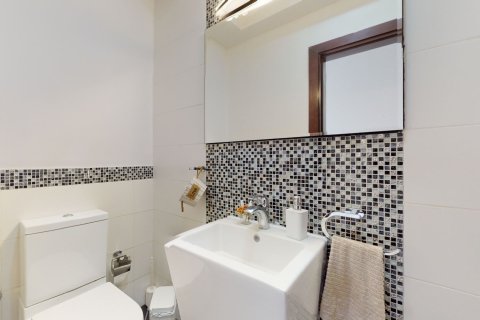 Vilă de vânzare în Al Furjan, Dubai, EAU 4 dormitoare, 295.79 mp.  №749393 - poză 8