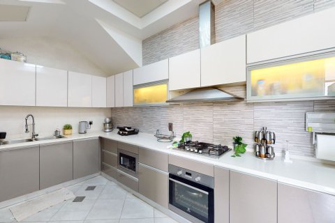 Vilă de vânzare în Al Furjan, Dubai, EAU 4 dormitoare, 295.79 mp.  №749393 - poză 10