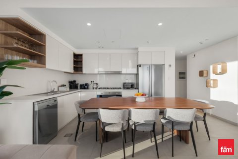 Apartment in Downtown Dubai (Downtown Burj Dubai), UAE 3 bedrooms, 158.8 sq.m. № 697066 - photo 13