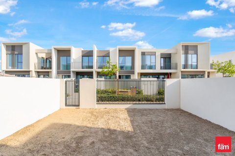 Townhouse in Dubai, UAE 3 bedrooms, 174 sq.m. № 647762 - photo 6