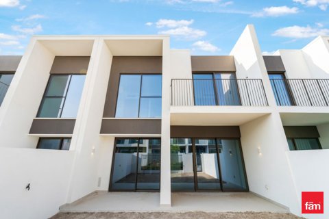 Townhouse in Dubai, UAE 3 bedrooms, 174 sq.m. № 647762 - photo 2