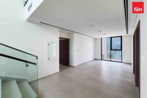 Villa in Dubai, UAE 4 bedrooms, 504.6 sq.m. № 647764 - photo 4