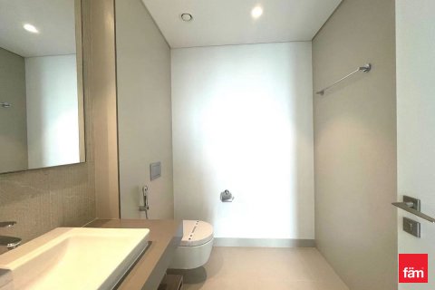Apartment in Dubai, UAE 2 bedrooms, 120.8 sq.m. № 647766 - photo 11