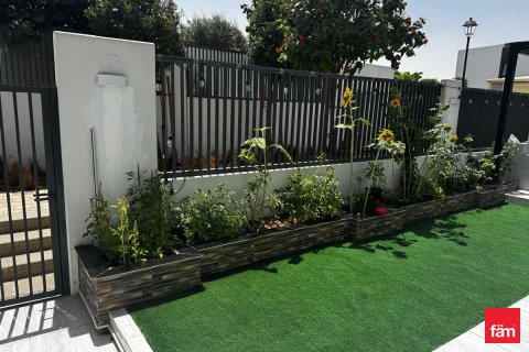 Városi lakóépület itt: Dubai, EAE, 4 hálószoba, 255 m², azonosító: 695057 - fénykép 2