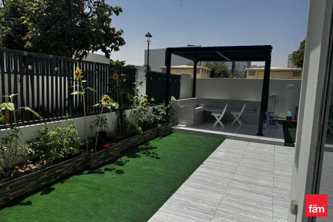 Városi lakóépület itt: Dubai, EAE, 4 hálószoba, 255 m², azonosító: 695057 - fénykép 3