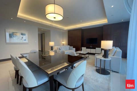 Apartman u gradu Downtown Dubai (Downtown Burj Dubai), UAE 3 spavaće sobe, 187.6 m2 Br. 695051 - Slika 3