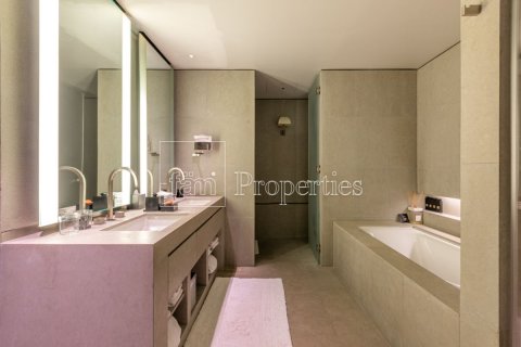 Appartamento in affitto a Downtown Dubai (Downtown Burj Dubai), Dubai, EAU 2 camere da letto, 178.9 mq. № 702250 - foto 26