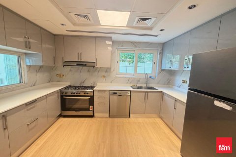 Villa à louer à Jumeirah Park, Dubai, EAU 5 chambres, 895.8 m2 № 705763 - photo 6
