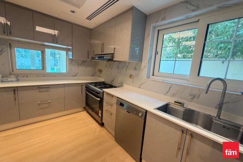 Villa à louer à Jumeirah Park, Dubai, EAU 5 chambres, 895.8 m2 № 705763 - photo 8