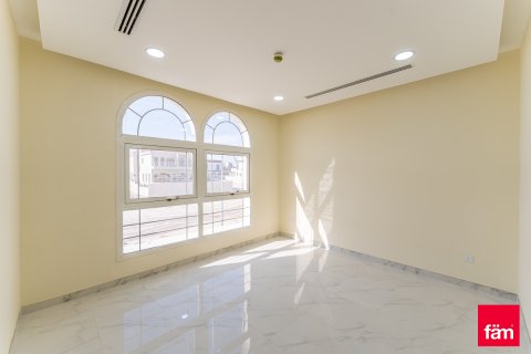 Huvila Al Furjan, Dubai, Arabiemiraatit 5 makuuhuonetta, 609.4 m2 № 662475 - kuva 21