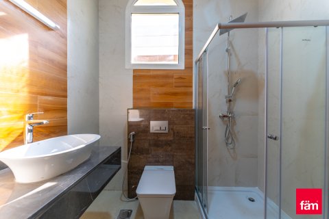 Huvila Al Furjan, Dubai, Arabiemiraatit 5 makuuhuonetta, 609.4 m2 № 662475 - kuva 12