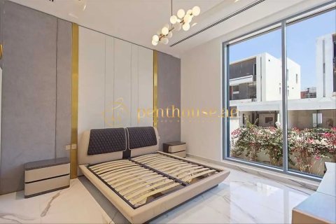 Vila u gradu Golf City, Dubai, UAE 6 spavaće sobe, 683 m2 Br. 664168 - Slika 18