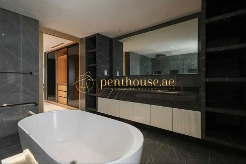 Vila u gradu Golf City, Dubai, UAE 6 spavaće sobe, 683 m2 Br. 664168 - Slika 24