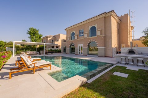 Huvila Dubai Sports City, Arabiemiraatit 5 makuuhuonetta, 854.71 m2 № 750231 - kuva 4