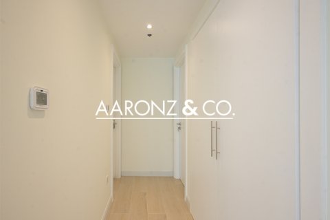 Apartment in Dubai Marina, UAE 3 bedrooms, 172 sq.m. № 681184 - photo 8