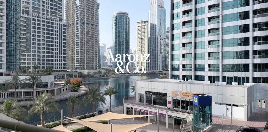 Apartment in Jumeirah Lake Towers, Dubai, UAE 2 bedrooms, 123 sq.m. № 681181