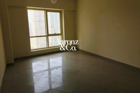 Müüa korter asukohaga Jumeirah Lake Towers, Dubai, AÜE: 2 magamistoaga, 123 m² Nr 681181 - pilt 13