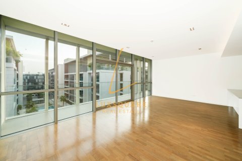 شقة في الوصل، دبي 2 غرفة نوم ، 157 متر مربع . ر قم 681167