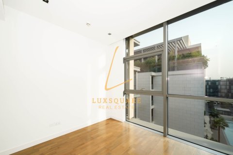 Apartmen di Al Wasl, Dubai, UAE 2 bilik tidur, 157 meter persegi № 681167 - foto 12