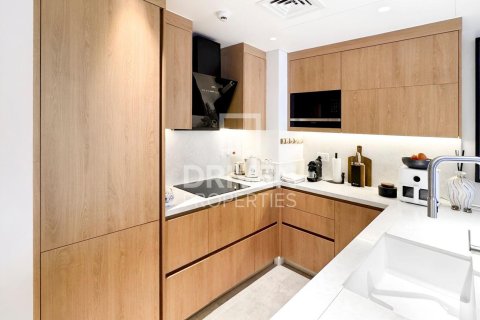 Apartemen di Umm Suqeim, Dubai, UEA 2 kamar tidur, 112 m2 nomor 683604 - foto 13