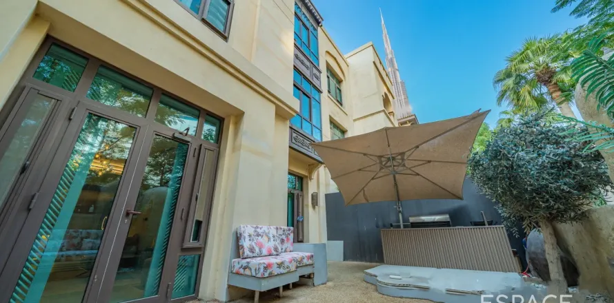 شقة في وسط مدينة دبي، دبي 2 غرفة نوم ، 244 متر مربع . ر قم 660976