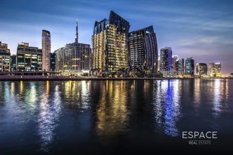 Apartamento para venda em Business Bay, Dubai, EAU 2 quartos, 190 m2 № 660978 - foto 2